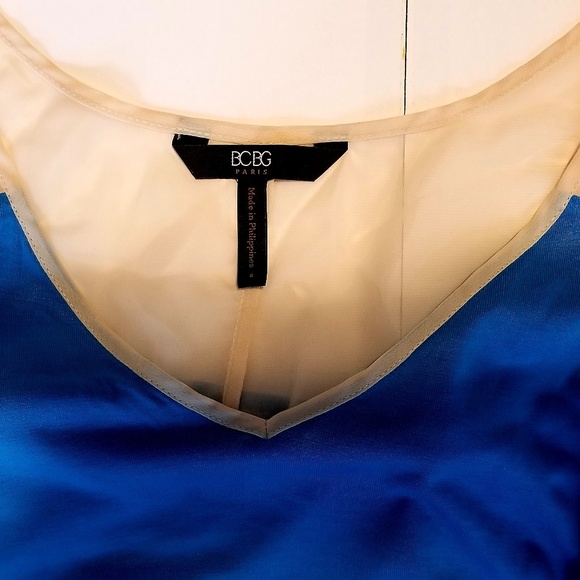 3 for $20 BCBG short sleeve blouse - Picture 3 of 3